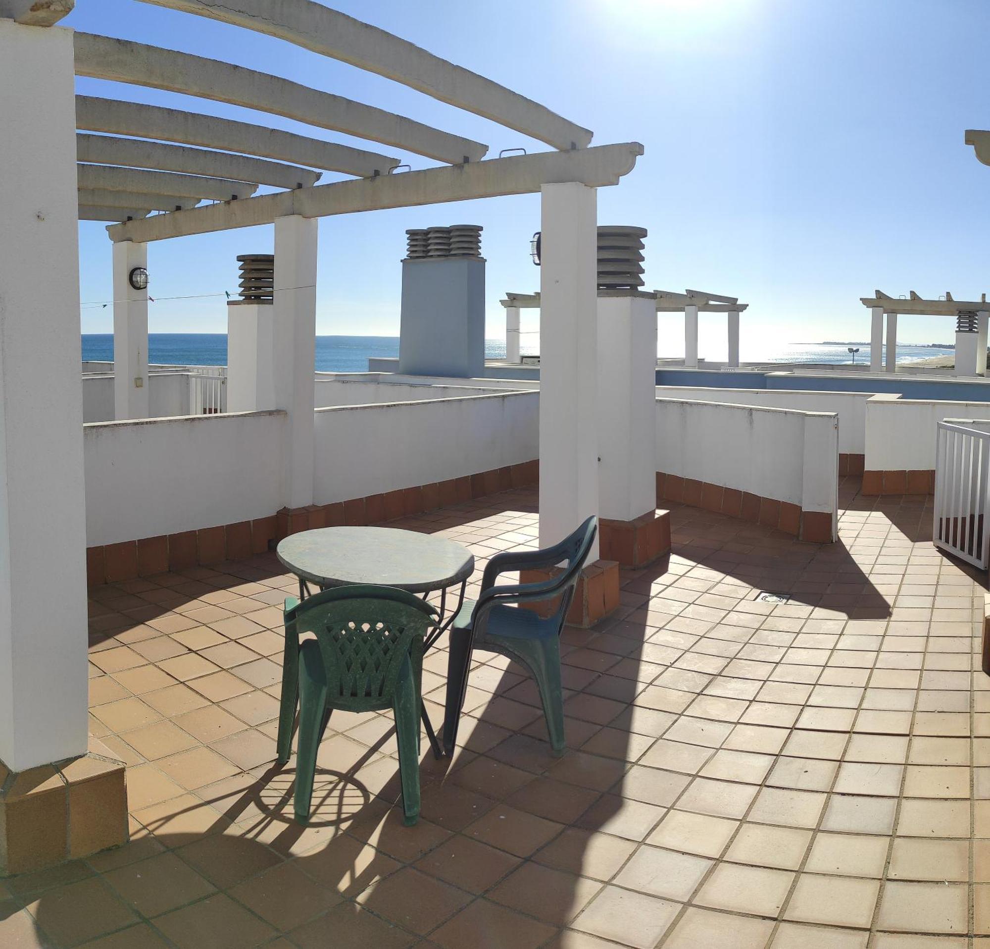 Islantilla Primera Linea De Playa, Piscina, Parking Extérieur photo